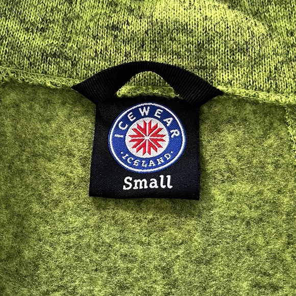 IceWear Iceland Women's Fleece Jacket - Picture 5 of 6